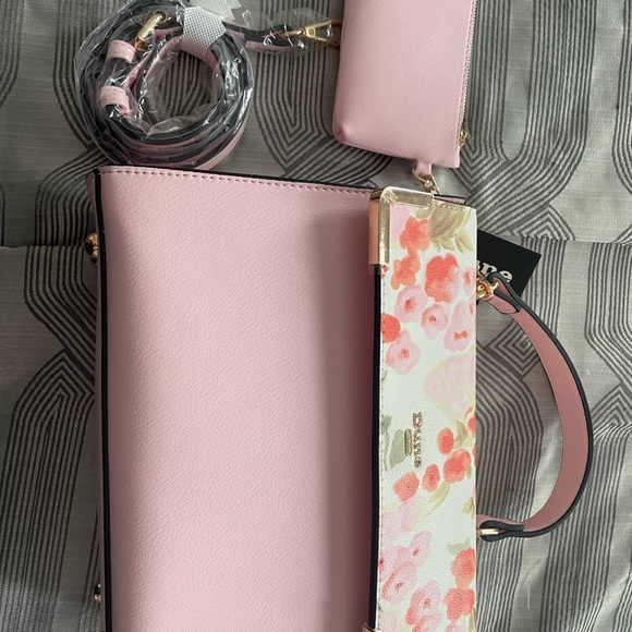Pink Floral Purse - Picture 2 of 3